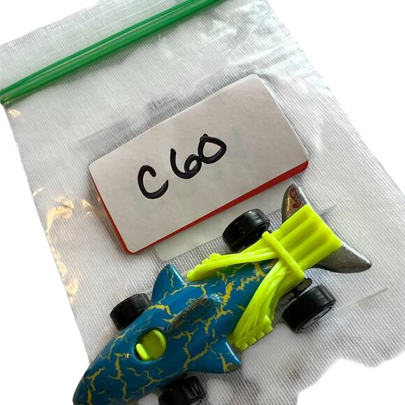 Hot Wheels Shark Bite Lightning Strike Teal & Neon Yellow Die-Cast Race Car - Picture 8 of 8